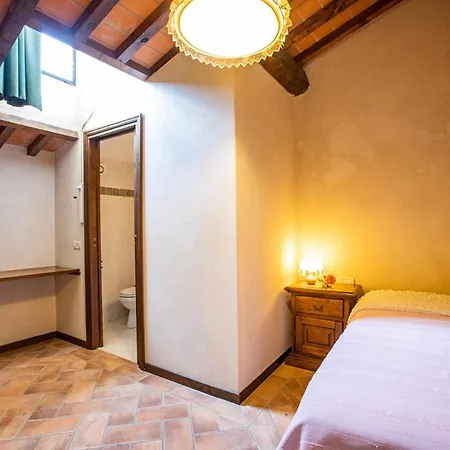 Vecchia Fattoria Castelli Apartmanhotel Usigliano